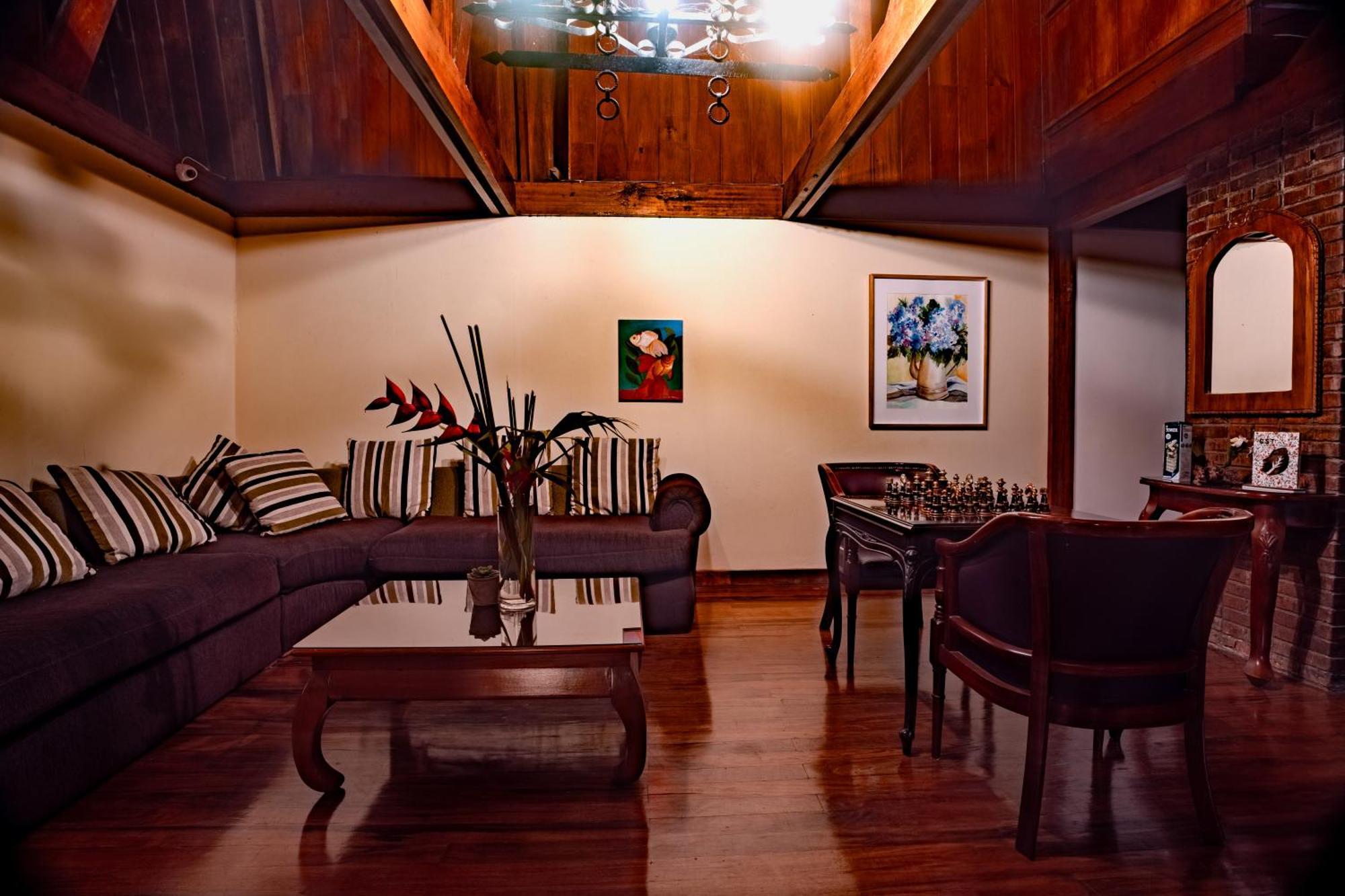 Hotel Villa Florencia Turrialba Eksteriør billede
